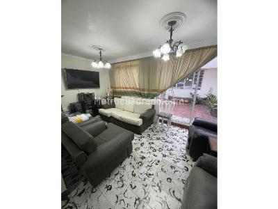 Casa en venta en Belen Rosales, Medellín · foto 11 de 15