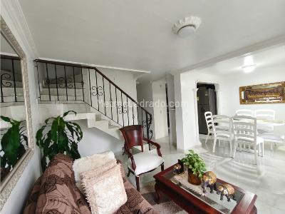 Casa de 5 alcobas en venta en Rodeo Alto, Medellín, 90 m² · foto 6 de 19