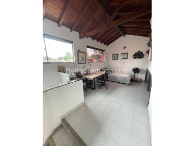 Casa de 4 alcobas en venta en La Mota, Medellín, 145 m² · foto 14 de 16