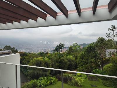 Casa de 4 alcobas en venta en Las Palmas, Medellín, 450 m² · foto 2 de 20