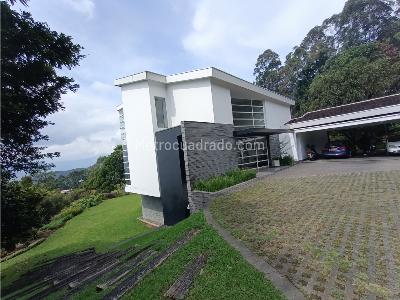 Casa de 4 alcobas en venta en Las Palmas, Medellín, 450 m² · foto 7 de 20