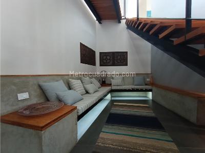 Casa de 4 alcobas en venta en Las Palmas, Medellín, 450 m² · foto 10 de 20