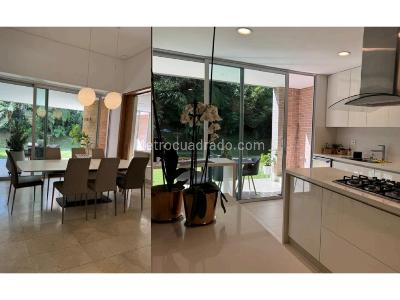 Casa de 3 alcobas en venta en Las Palmas, Medellín, 1000 m² · foto 2 de 8