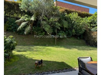 Casa de 3 alcobas en venta en Las Palmas, Medellín, 1000 m² · foto 3 de 8