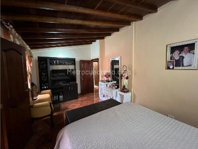 Casa de 4 alcobas en venta en Belen Aliadas, Medellín, 225 m² · foto 9 de 19