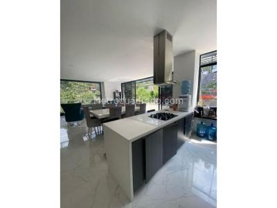 Casa de 3 alcobas en venta en La Catedral, Envigado, 380 m² · foto 6 de 20