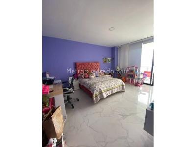 Casa de 3 alcobas en venta en La Catedral, Envigado, 380 m² · foto 11 de 20