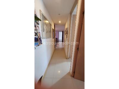 Apartamento de 3 alcobas en venta en San Jose, Sabaneta, 72 m² · foto 15 de 20