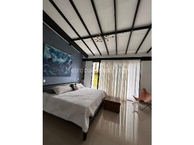 Casa de 4 alcobas en venta en Loma Del Escobero, Envigado, 300 m² · foto 10 de 20