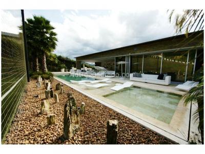 Casa de 5 alcobas en venta en Loma Del Chocho, Envigado, 1200 m² · foto 12 de 12