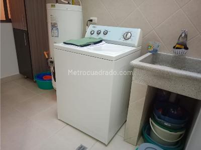 Casa de 4 alcobas en venta en Envigado, Medellín, 234 m² · foto 14 de 14
