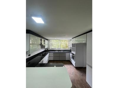 Casa de 5 alcobas en venta en La Doctora, Sabaneta, 390 m² · foto 2 de 20