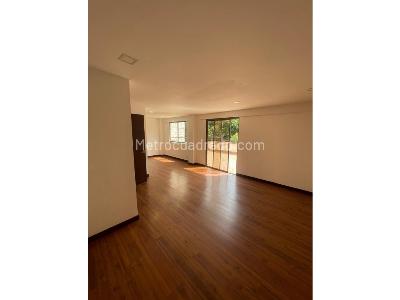 Casa de 5 alcobas en venta en La Doctora, Sabaneta, 390 m² · foto 7 de 20