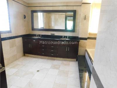 Casa de 4 alcobas en venta en Cola Del Zorro, Medellín, 395 m² · foto 17 de 20
