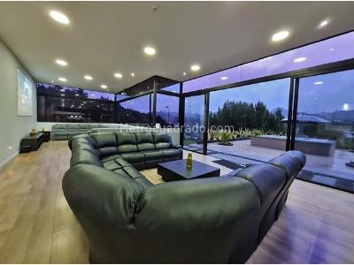 Casa de 4 alcobas en venta en Las Palmas, Envigado, 432 m² · foto 4 de 20