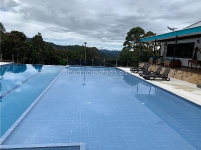 Casa de 5 alcobas en venta en Las Palmas, Medellín, 1760 m² · foto 4 de 20