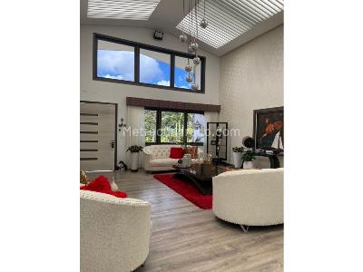 Casa de 5 alcobas en venta en Las Palmas, Medellín, 1760 m² · foto 8 de 20