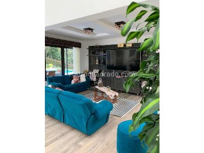 Casa de 5 alcobas en venta en Las Palmas, Medellín, 1760 m² · foto 9 de 20