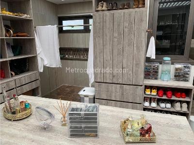 Casa de 5 alcobas en venta en Las Palmas, Medellín, 1760 m² · foto 18 de 20
