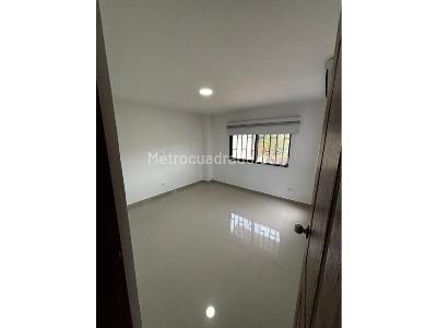 Casa de 5 alcobas en venta en El Porvenir, Rionegro, 128 m² · foto 9 de 20