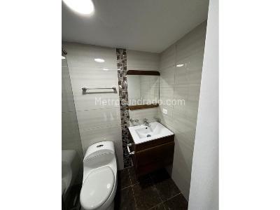 Casa de 5 alcobas en venta en El Porvenir, Rionegro, 128 m² · foto 13 de 20