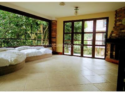 Casa de 4 alcobas en venta en Las Lomitas, Sabaneta, 350 m² · foto 9 de 11