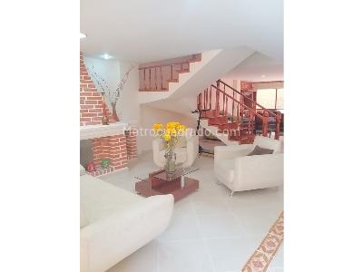 Casa de 5 alcobas en venta en Pan De Azucar, Sabaneta, 189 m² · foto 4 de 20