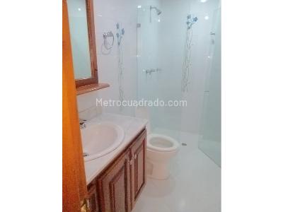 Casa de 5 alcobas en venta en Pan De Azucar, Sabaneta, 189 m² · foto 14 de 20