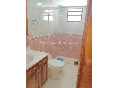 Casa de 5 alcobas en venta en Pan De Azucar, Sabaneta, 189 m² · foto 16 de 20