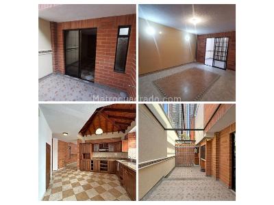 Casa de 4 alcobas en venta en Pan De Azucar, Sabaneta, 283 m² · foto 2 de 13