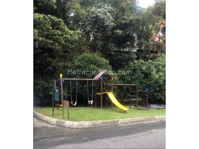 Casa de 4 alcobas en venta en Pan De Azucar, Sabaneta, 283 m² · foto 12 de 13