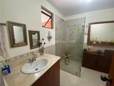 Casa de 3 alcobas en venta en San Jose, Sabaneta, 200 m² · foto 19 de 20