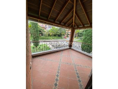 Casa de 4 alcobas en venta en San Jose, Sabaneta, 540 m² · foto 4 de 15