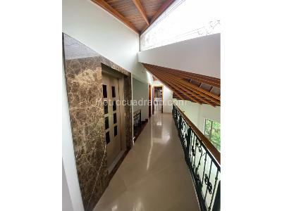 Casa de 4 alcobas en venta en San Jose, Sabaneta, 540 m² · foto 12 de 15