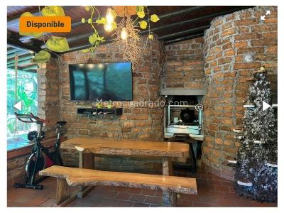 Casa de 3 alcobas en venta en San Jose, Sabaneta, 582 m² · foto 3 de 20