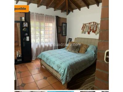 Casa de 3 alcobas en venta en San Jose, Sabaneta, 582 m² · foto 12 de 20
