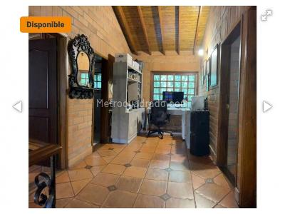 Casa de 3 alcobas en venta en San Jose, Sabaneta, 582 m² · foto 15 de 20