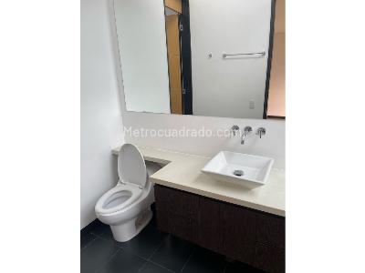 Casa de 4 alcobas en venta en Envigado, Medellín, 380 m² · foto 18 de 20