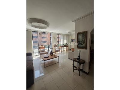 Apartamento de 5 alcobas en venta en Laureles, Medellín, 165 m² · foto 2 de 20