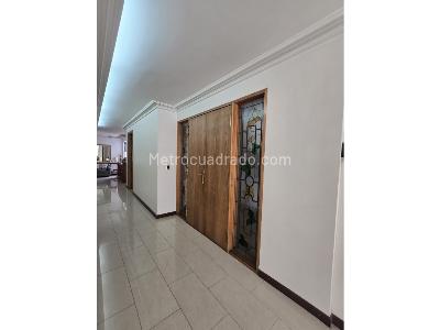 Apartamento de 5 alcobas en venta en Laureles, Medellín, 165 m² · foto 7 de 20