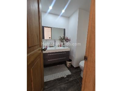 Apartamento de 5 alcobas en venta en Laureles, Medellín, 165 m² · foto 8 de 20
