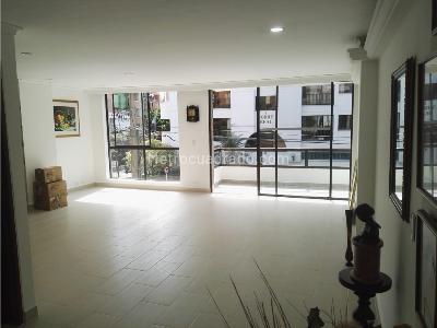 Apartamento en venta en Laureles, Medellín · foto 2 de 20