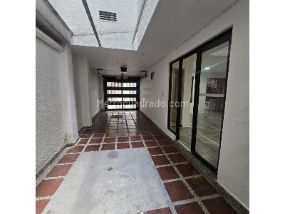 Casa de 3 alcobas en venta en Belen Alameda, Medellín, 140 m² · foto 11 de 18
