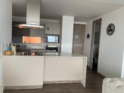 Apartamento de 4 alcobas en venta en Cañaveralejo, Sabaneta, 137 m² · foto 3 de 20
