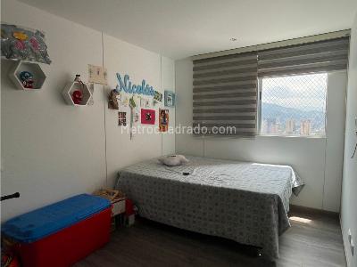 Apartamento de 4 alcobas en venta en Cañaveralejo, Sabaneta, 137 m² · foto 11 de 20