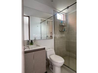 Apartamento de 4 alcobas en venta en Cañaveralejo, Sabaneta, 137 m² · foto 16 de 20
