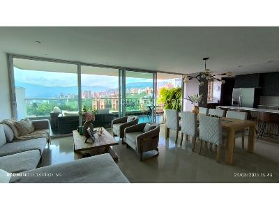 Apartamento en venta en El Poblado, Medellín · foto 3 de 13