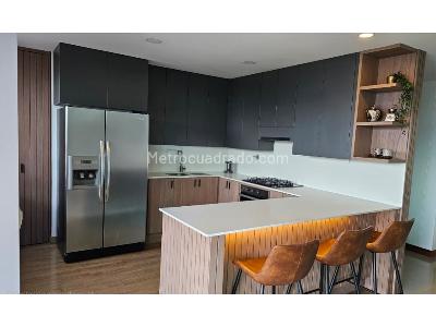 Apartamento en venta en El Poblado, Medellín · foto 6 de 13