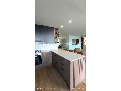 Apartamento en venta en El Poblado, Medellín · foto 7 de 13