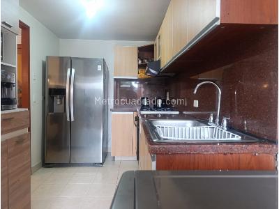 Apartamento de 3 alcobas en venta en El Poblado, Medellín, 96 m² · foto 11 de 20